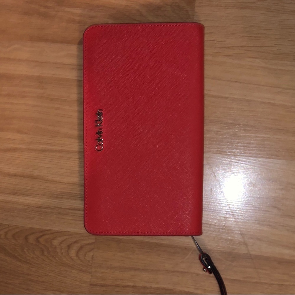 CORAL CALVIN KLEIN WALLET
